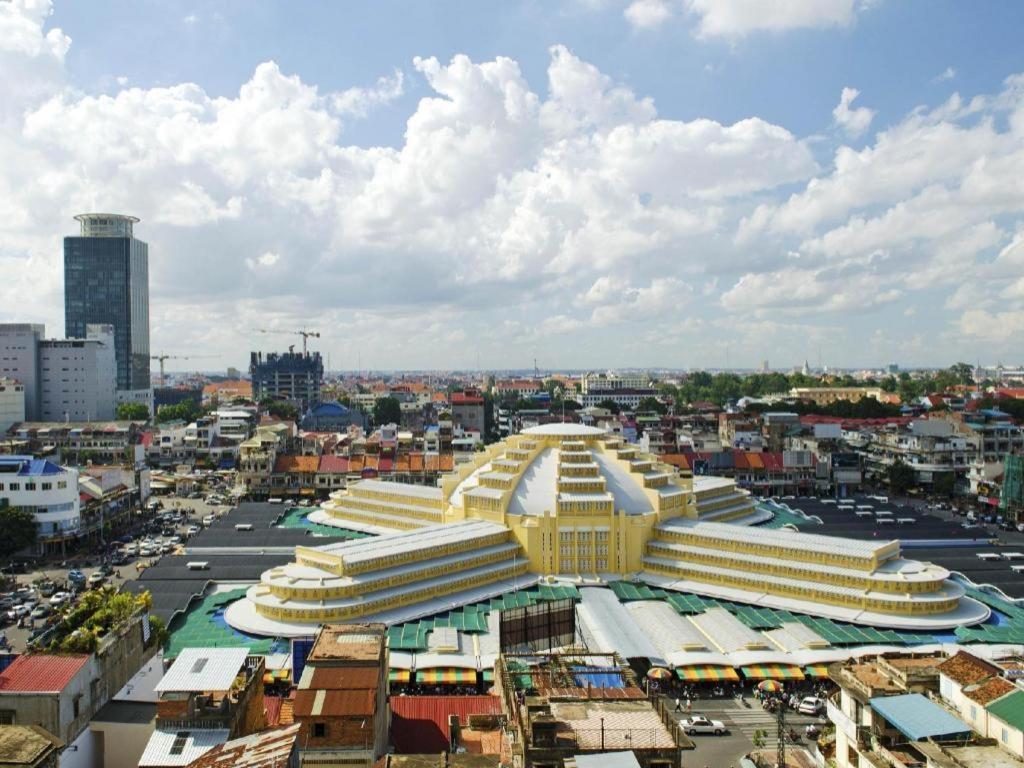 Jun Yue Hotel Phnom Penh Exterior foto