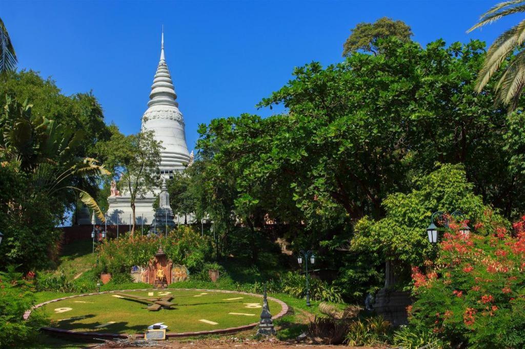 Jun Yue Hotel Phnom Penh Exterior foto