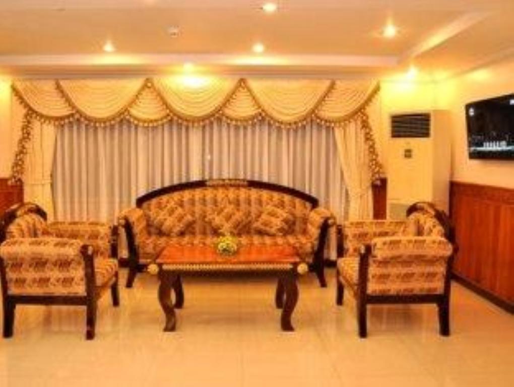 Jun Yue Hotel Phnom Penh Exterior foto