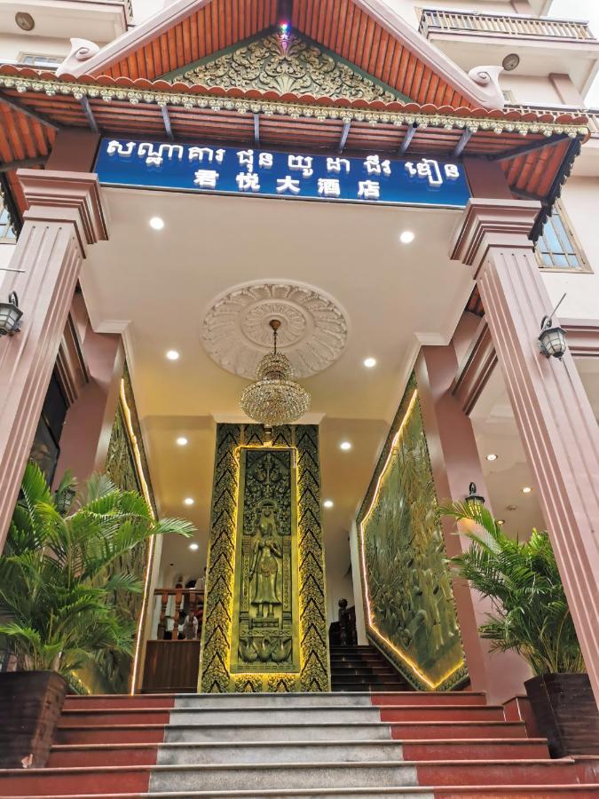 Jun Yue Hotel Phnom Penh Exterior foto